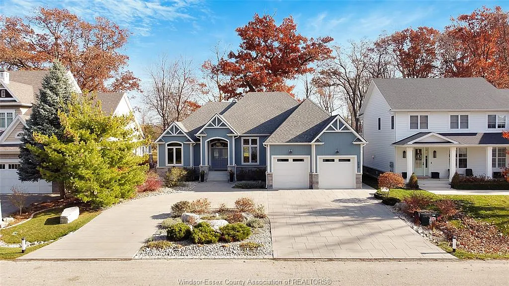 295 Crystal Bay Dr photo 1