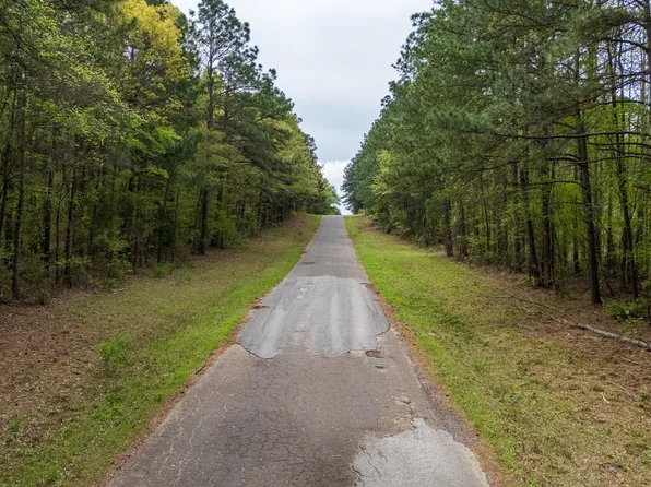 19727 County Road 2160, Troup, TX 75789