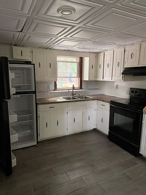 1st image of 274 Gray Rd #3