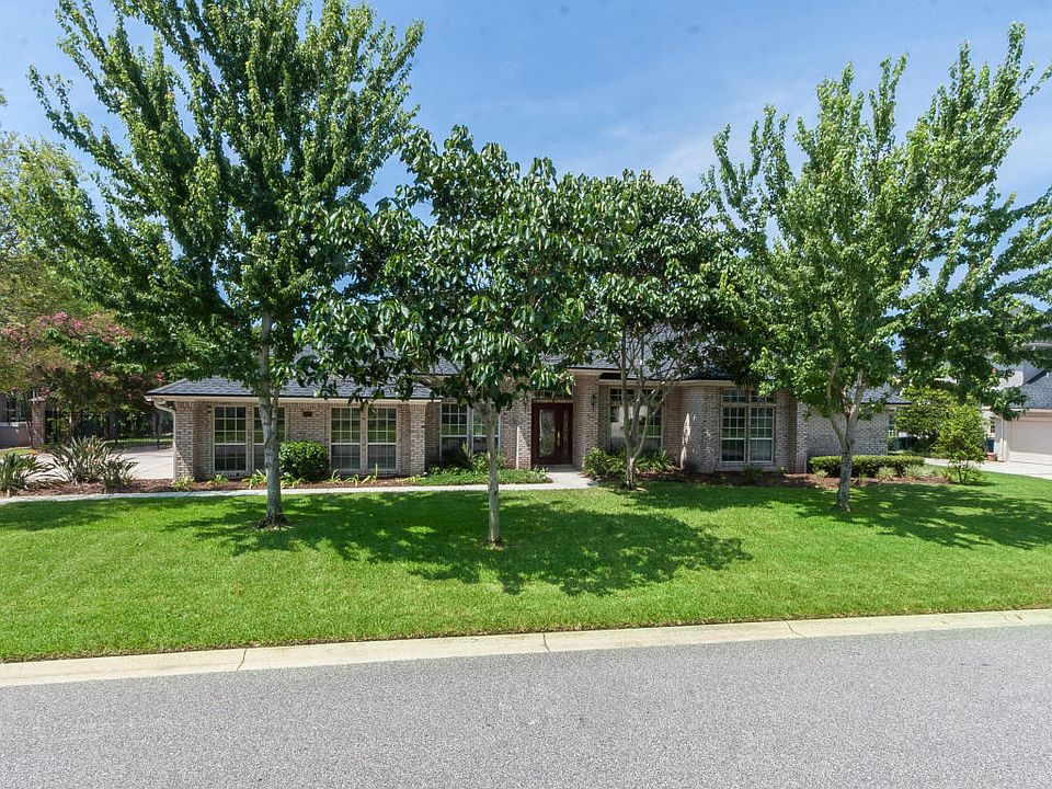 1st image of 12535 Mission Hills Cir S