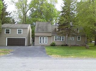 12569 Brucker Rd, Akron, NY 14001