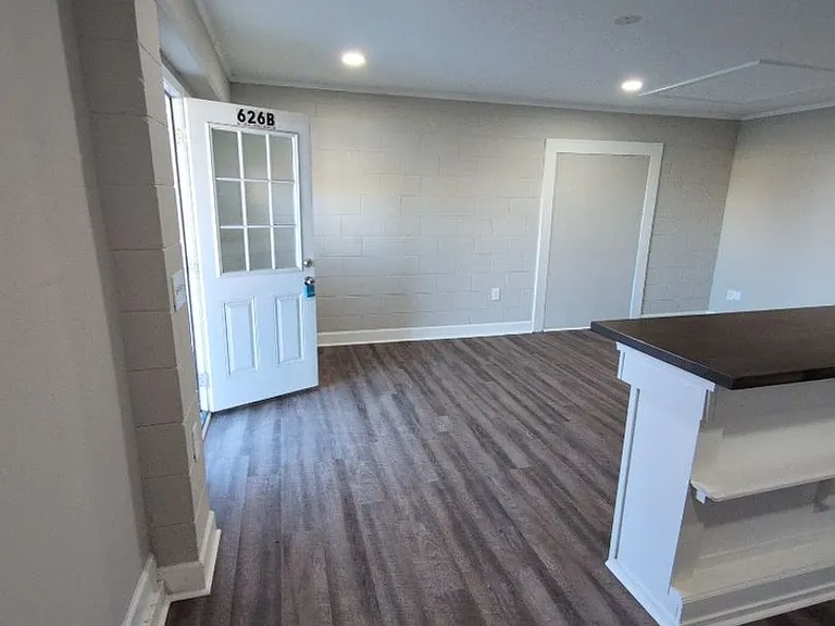 626 Power St — Photo 25