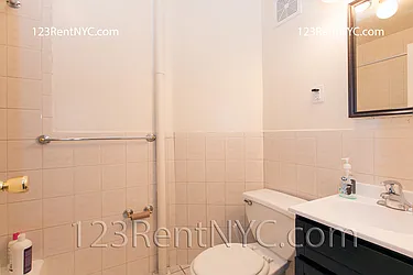 Rented by 123RentNYC.com