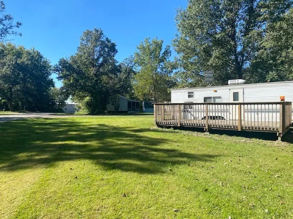 9/129 Woodhaven Dr E, Sublette, IL 61367