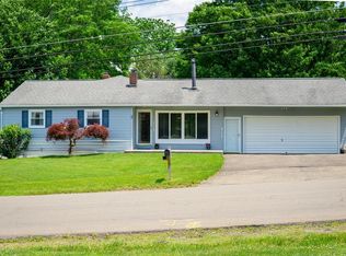 39 Glann Rd, Apalachin, NY 13732