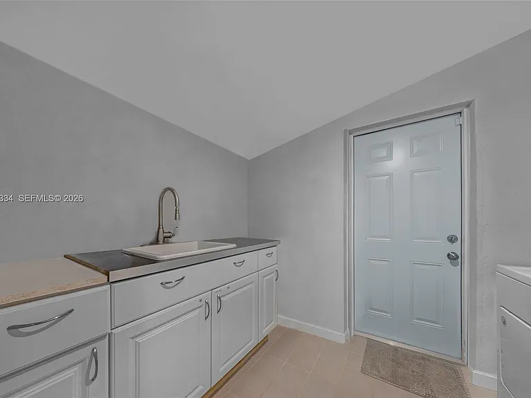 1178 Garfield St — Photo 22
