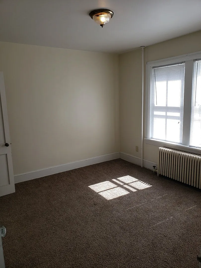 chv-002 ; 530 High Street — Photo 4