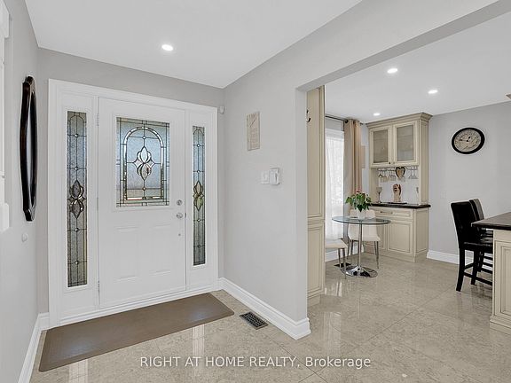 5th image of 49 Pioneer Ln