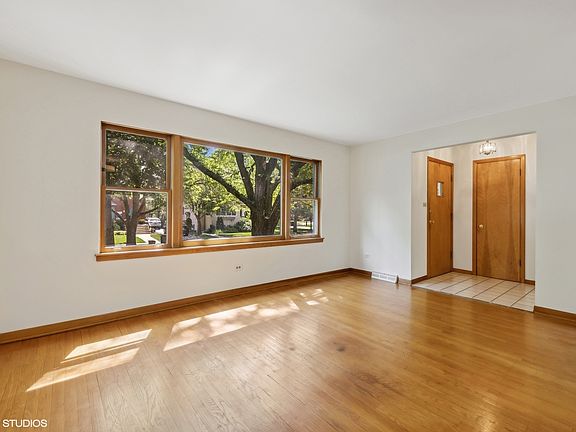 3rd image of 56 Malden Ave
