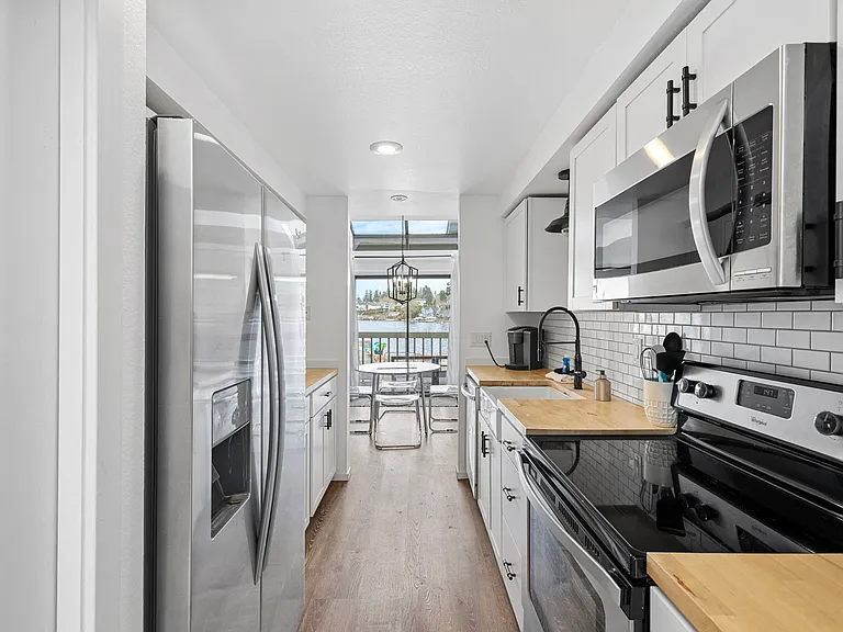 610 E Lake Stevens Rd #102 — Photo 3
