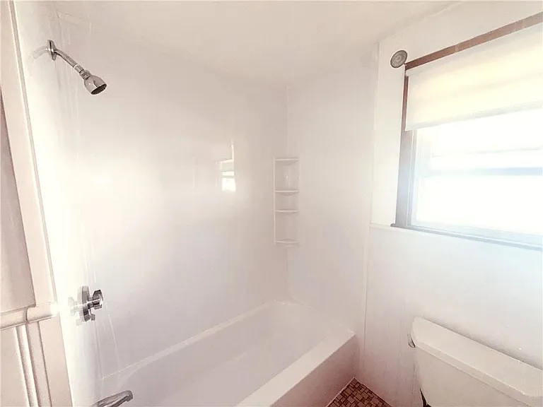 25 Thurston Ave #B — Photo 11