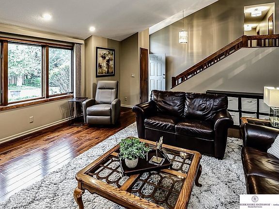 5th image of 1618 N 126th St
