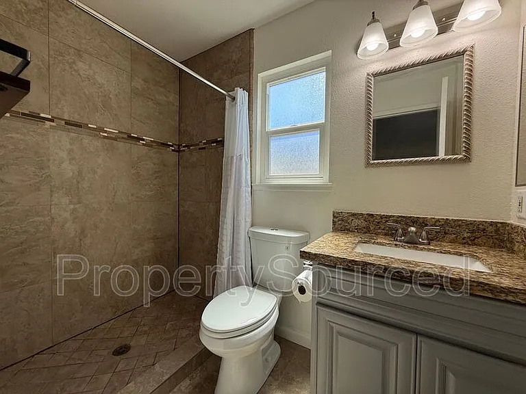 856 Nottingham Dr — Photo 20
