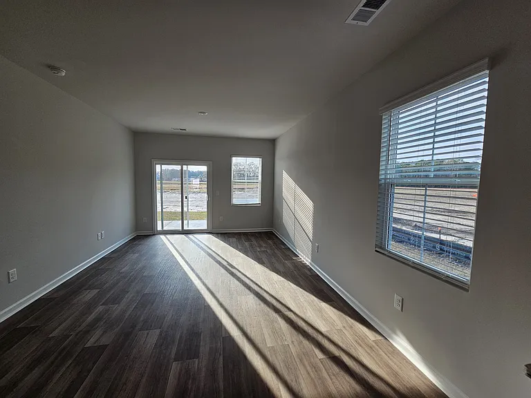 2100 Wild Indigo Cir NW — Photo 7