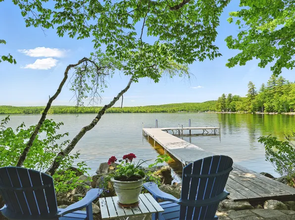15 Perkins Cove Lane, Oxford, ME 04270