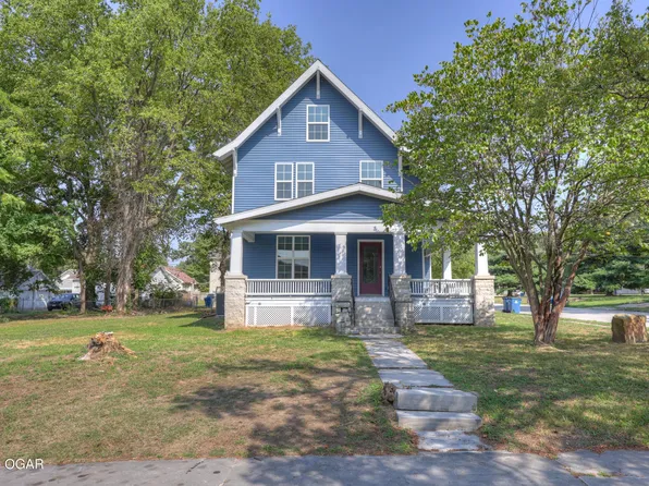 1112 S Garrison Ave, Carthage, MO 64836