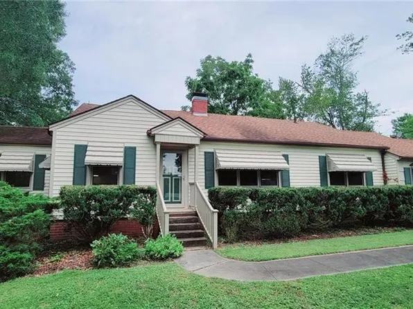 562 State Highway 100, Whitsett, NC 27377