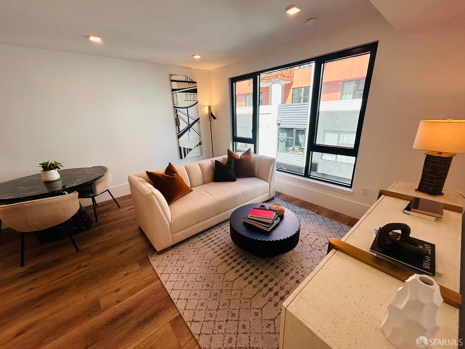 1288 Howard St #308 photo 1