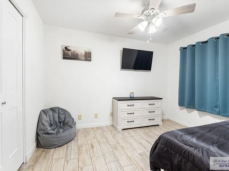 105 Sally Ln — Photo 16