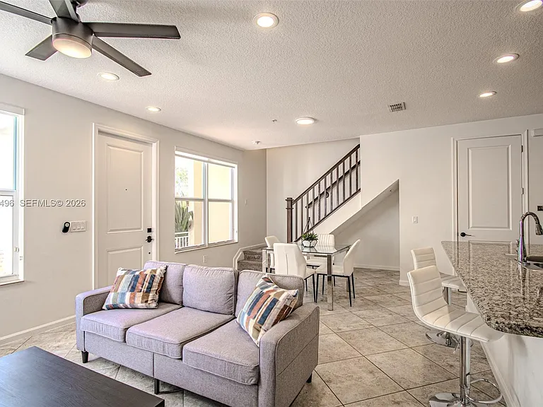 1430 NW 48th Dr — Photo 22