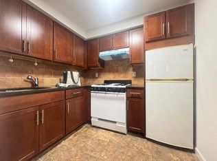 36-16 Astoria Blvd S #2D, Astoria, NY 11103