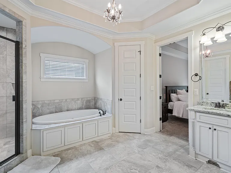 4513 W Chestnut Hill Dr — Photo 16