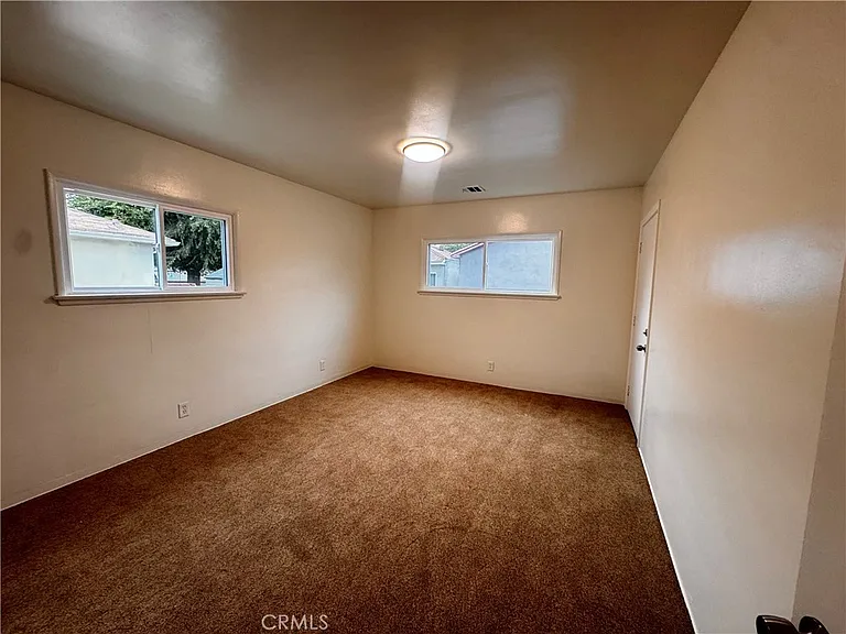 832 W Granada Ct — Photo 15
