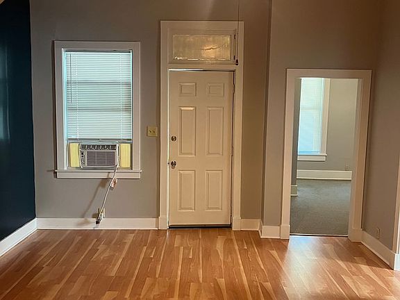 3rd image of 1708 Rainey St #1
