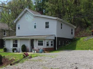 5627 Curry Rd, Pittsburgh, PA 15236