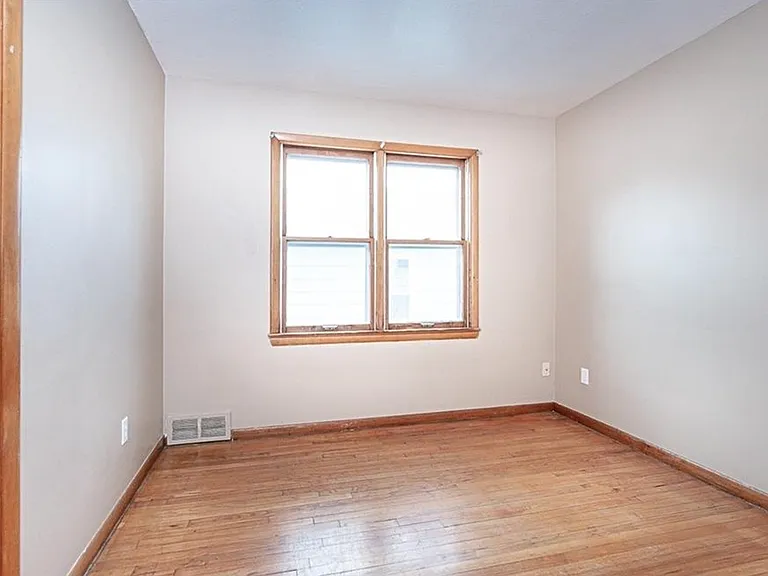 4633 Warner Rd — Photo 19