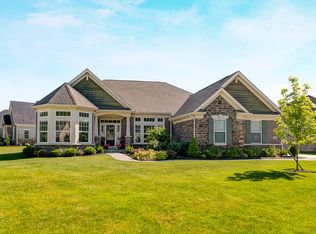 7184 Maple Leaf Cir, Blacklick, OH