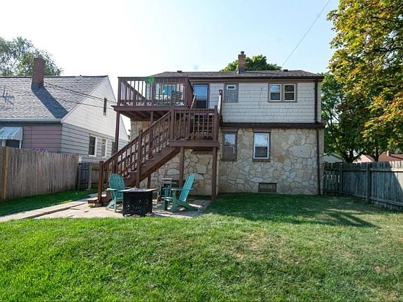View of the back of the property