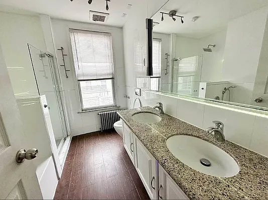 Rented by Ulas Real Estates Inc | media 28