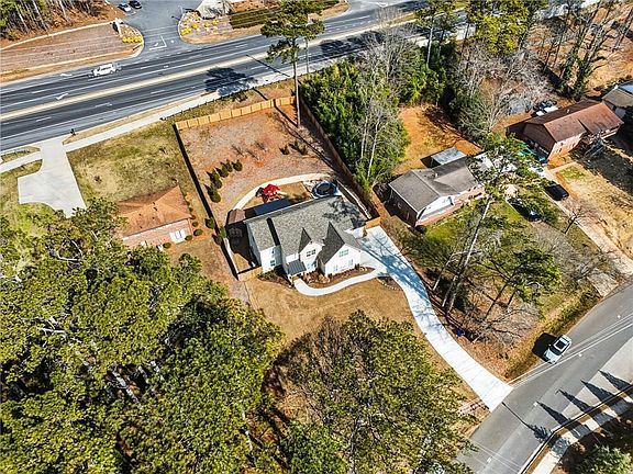 3rd image of 2143 Old Dallas Rd SW