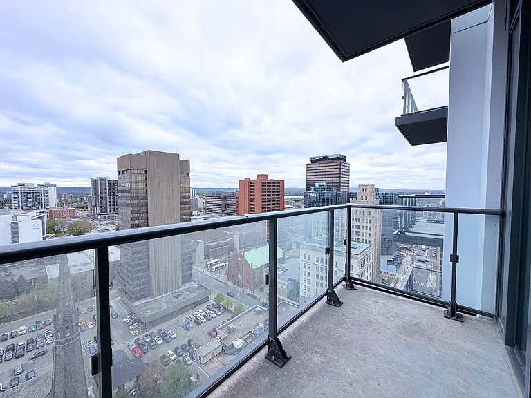 75 James St S #2001 — Photo 11