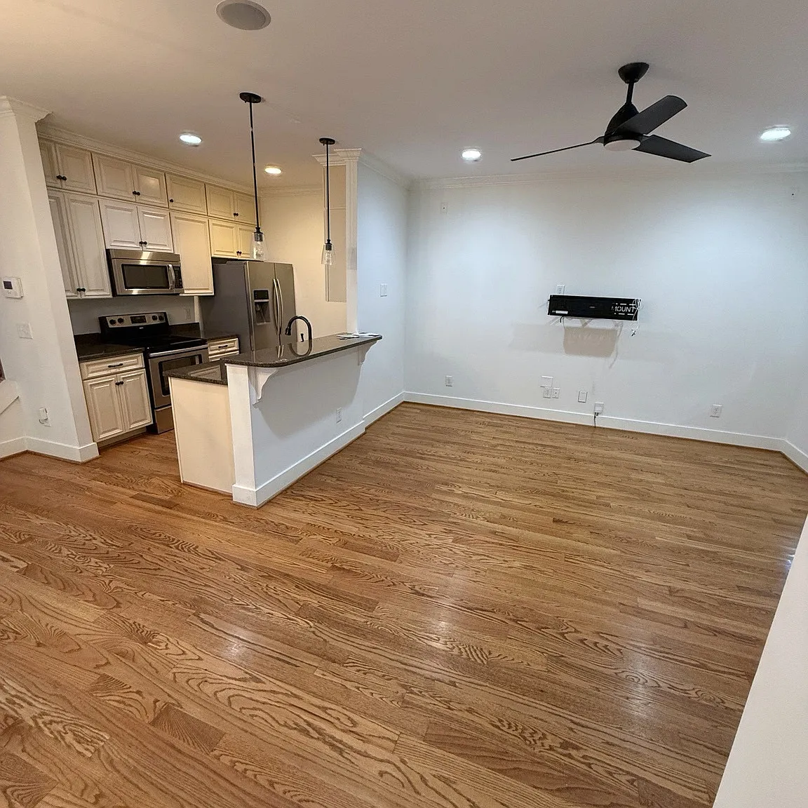 4513 Michigan Ave — Photo 3