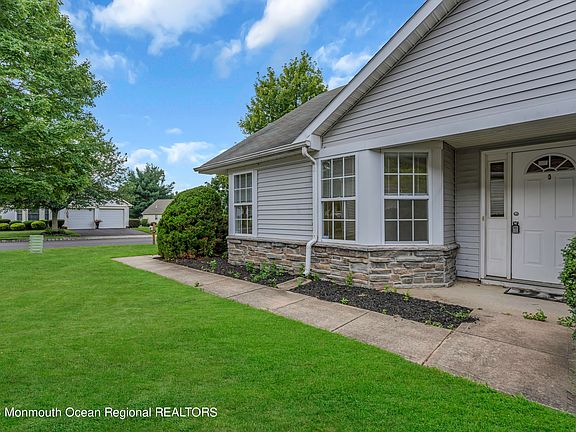 3rd image of 2745 Rockport Lane