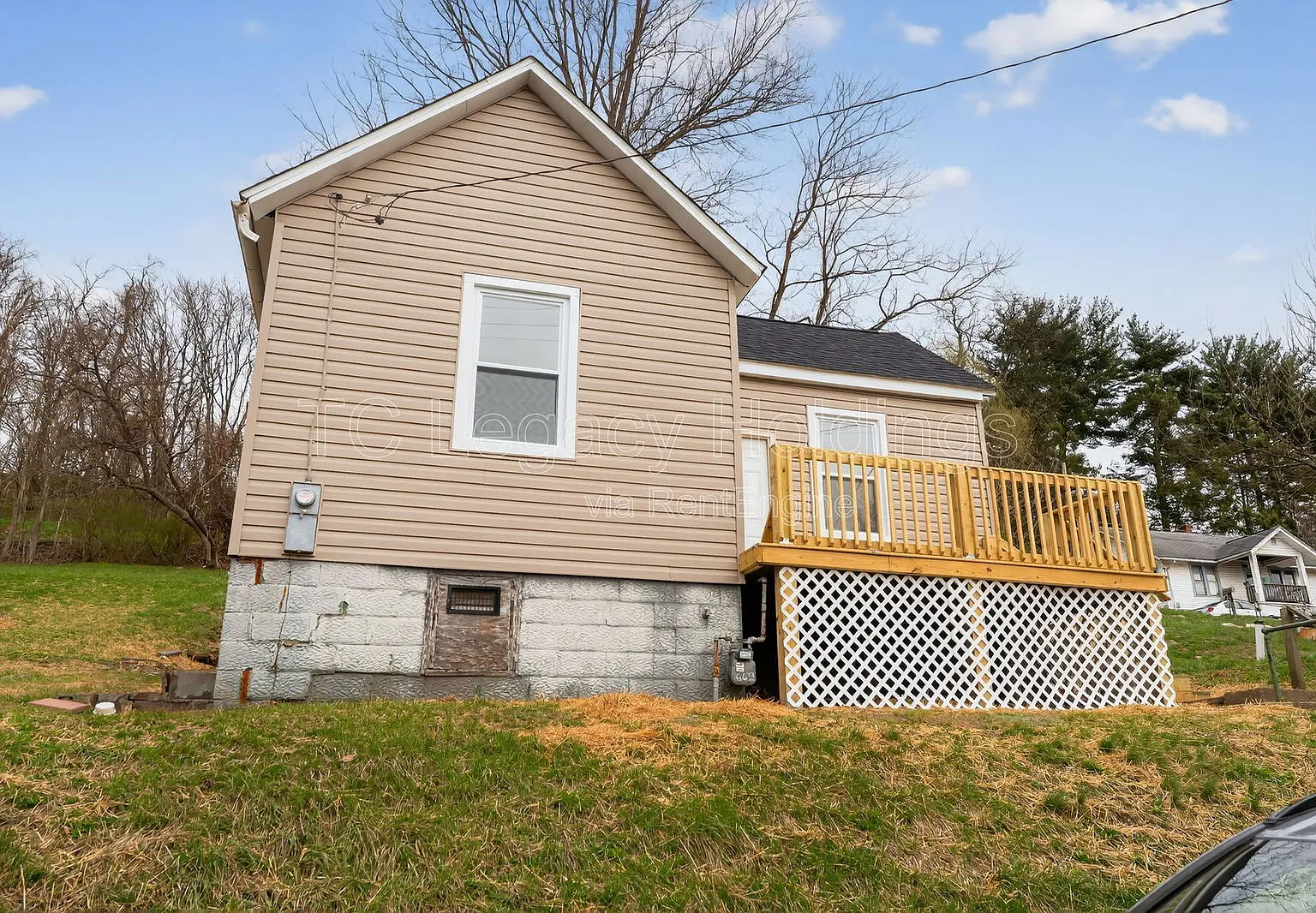 2 bed, 1.0 bath, 798 sqft, $1,100 — Photo 2