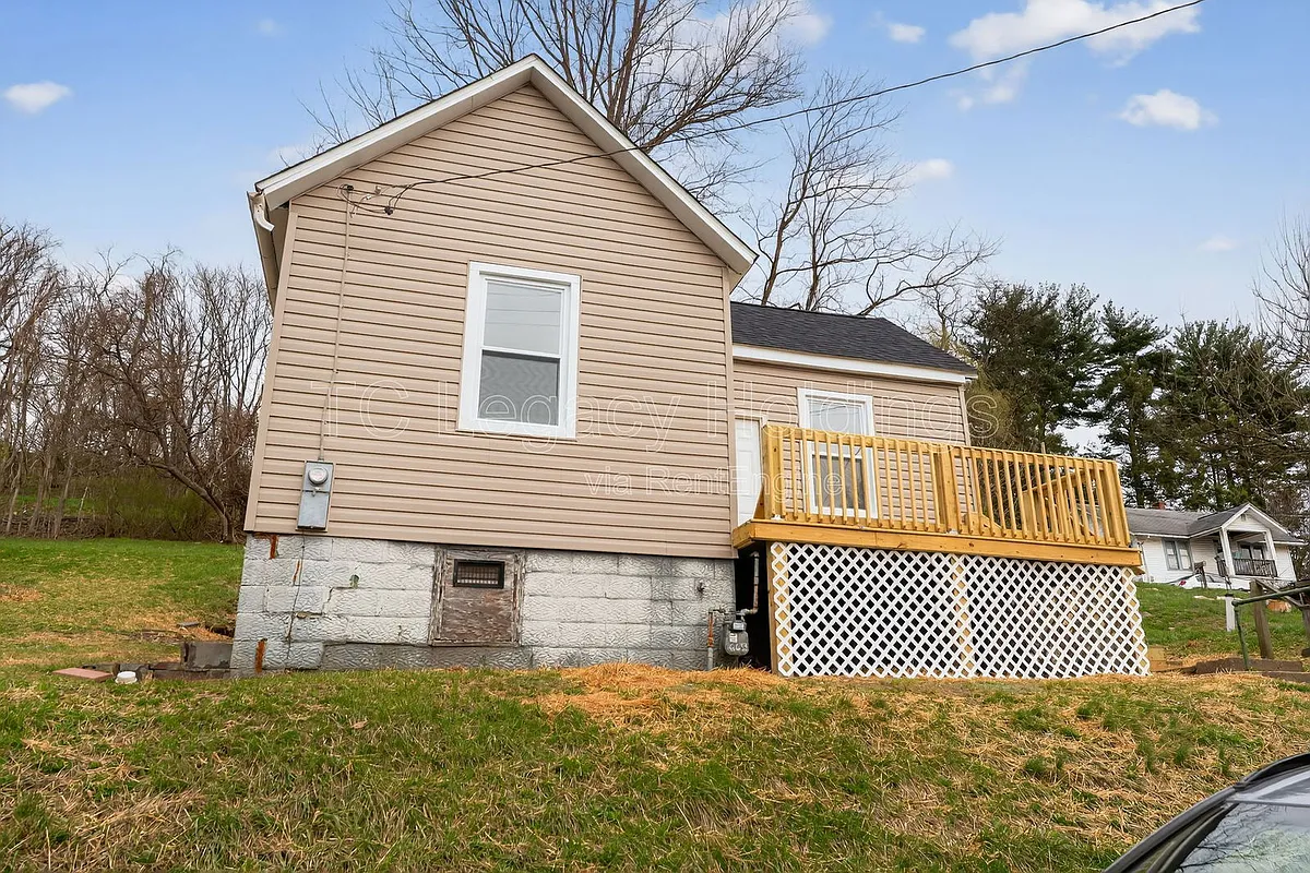 Building Photo - 281 View Ave