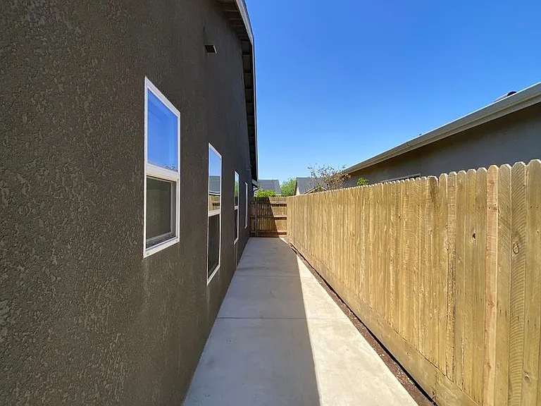 3227 Ferro Ct — Photo 38