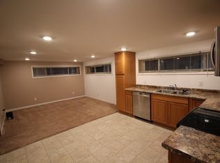 1000 5th Ave NW #3, Minot, ND 58703