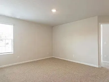 448 Turning Lake Dr — Photo 4