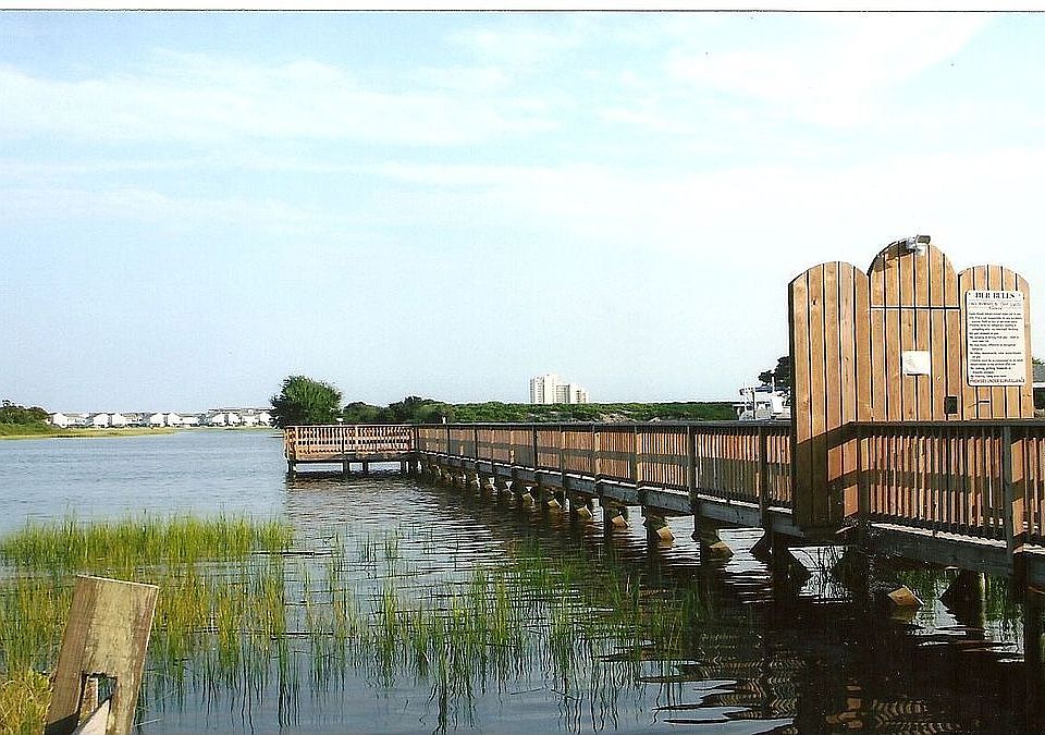 HOA PIER on beautiful Intracoastal Waterway
