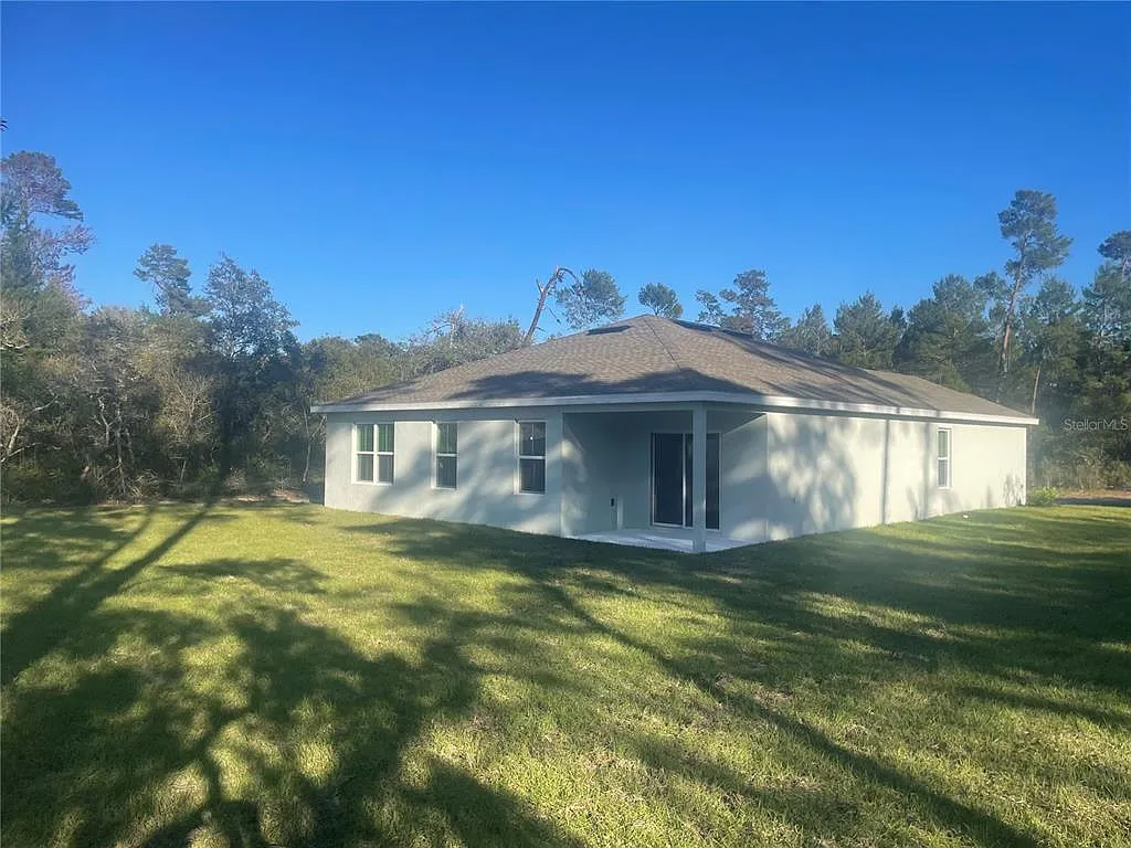 3 bed, 2.0 bath, 1684 sqft, $1,800 — Photo 4