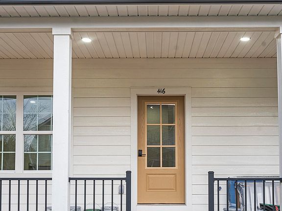 3rd image of 416 Ashbury Cir
