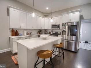 4117 Cresson St, Philadelphia, PA
