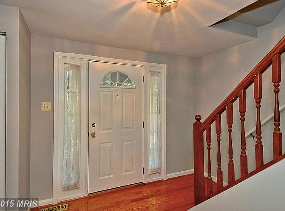 2nd image of 809 N Kensington St