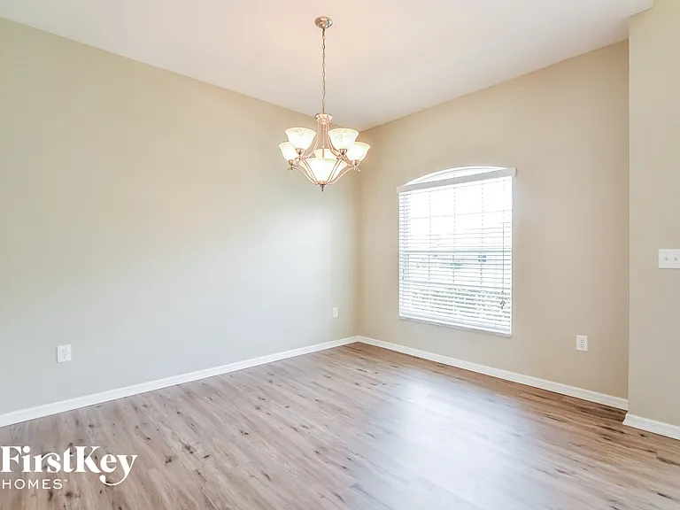 1397 Normandy Heights Cir — Photo 6