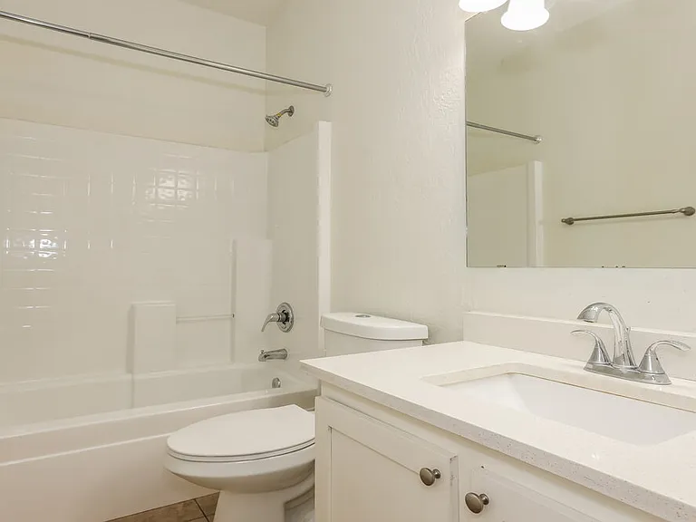 3014 W Donner Dr — Photo 15