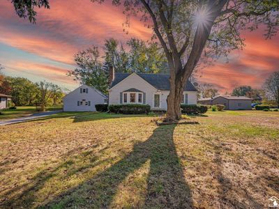 11 E Erie Rd, Temperance, MI, 48182